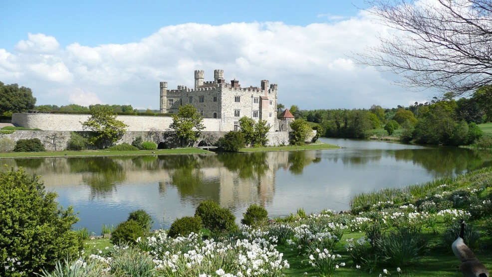 leeds_castle-68d3b8277e36ca7127cb12636adeee32 leeds_castle-68d3b8277e36ca7127cb12636adeee32