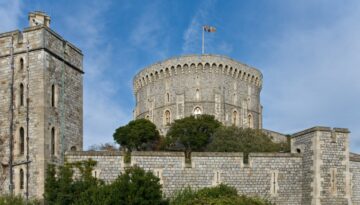 round_tower_windsor_castle_england_-_nov_2006-7dc07302da64cf4ca2adf448dcc0485c