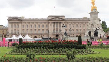 buckingham-palace-gd3cc38a47_1920